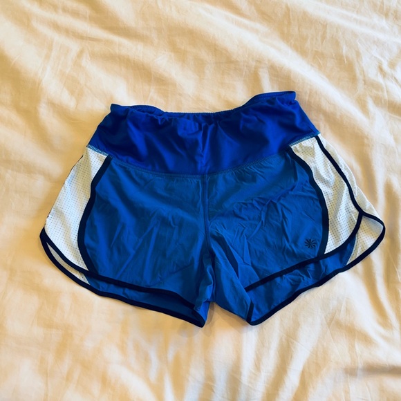 Athleta High Rise Acceleration Short - Picture 1 of 5